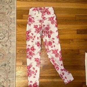 Beach Riot Sport Rose Leggings